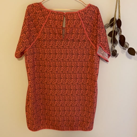 Pink and black tunic - Picture 4 of 4